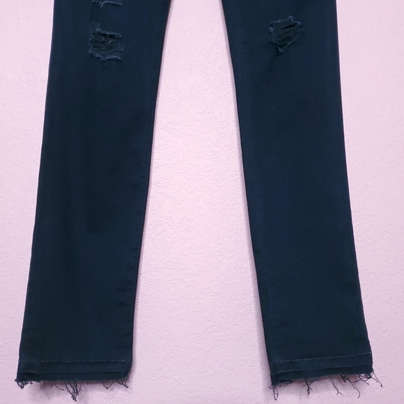 J Brand The Skinny Leg Jeans In Blacklash Distressed - Picture 11 of 16